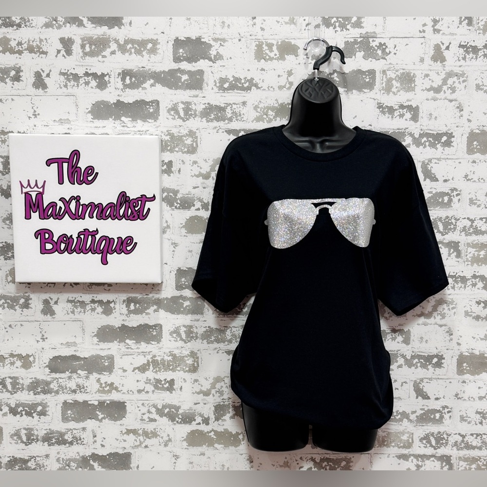 The Shady T-Shirt – Black T-Shirt with Glitter Aviator Sunglasses Graphic